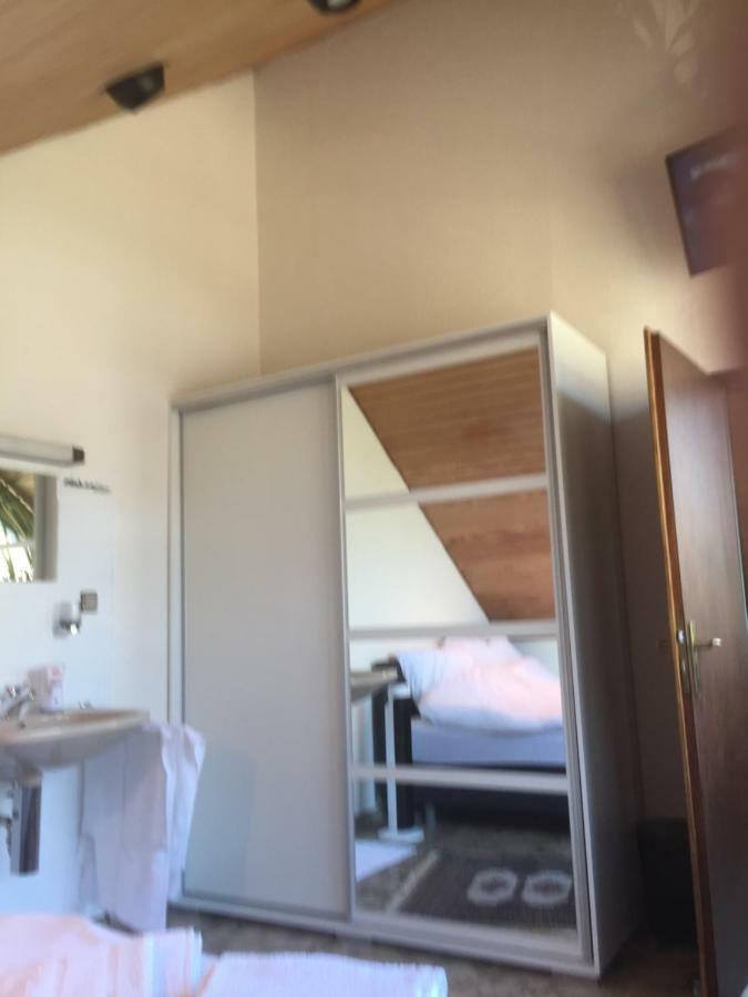Duesseldorfer Privatzimmer Экстерьер фото